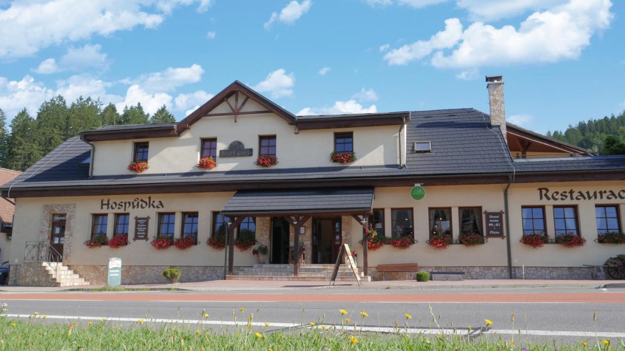 Penzion A Restaurace Stare Casy Horni Becva Exterior photo